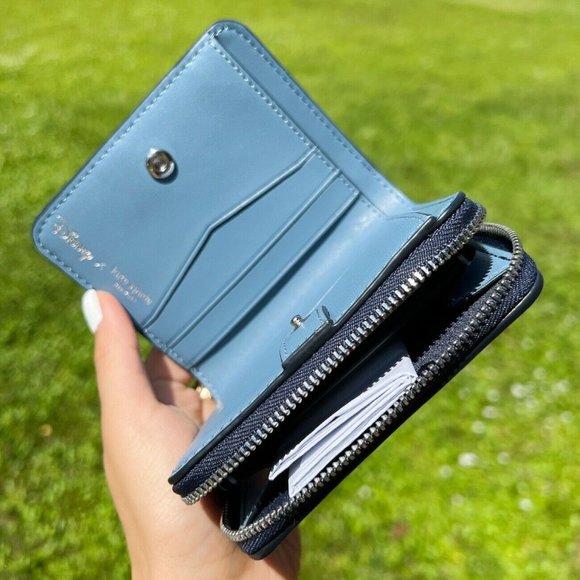 NWT  Kate Spade Compact Bifold Wallet Blue Polka Dot - Picture 3 of 4